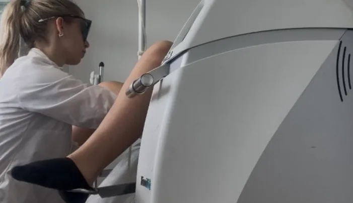 Femilift láser CO2 fraccionado tratamiento vaginal EMG